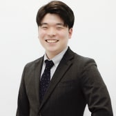 専任担当者の顔写真